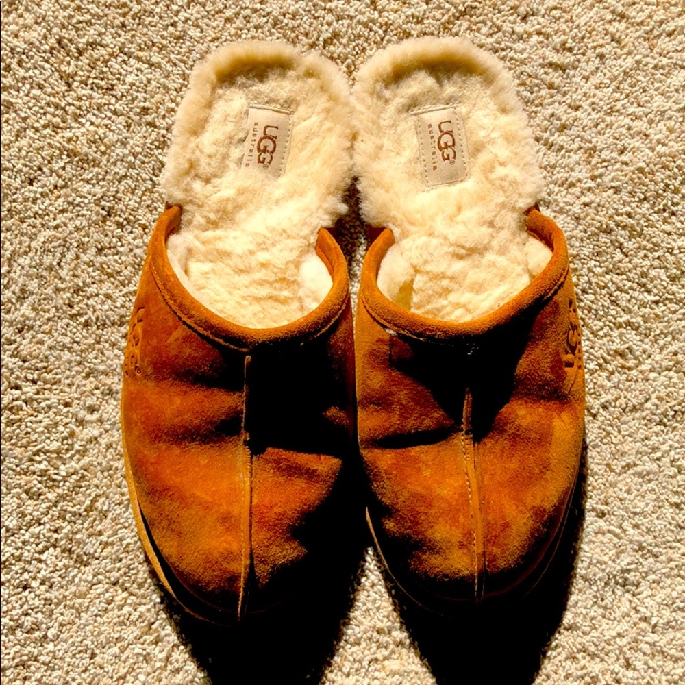 Men’s UGG Australia scuff slippers